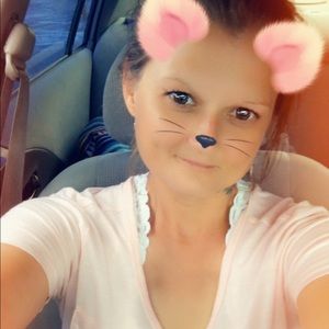 Meet your Posher, Melanie